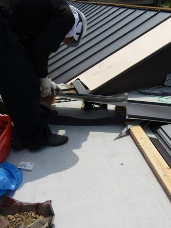 屋根の板金工事