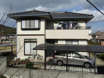 施工前の家の全景