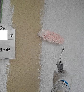 外壁 下塗りのようす