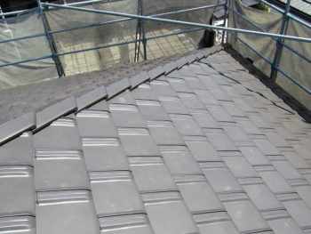 葺き替えし完成した屋根