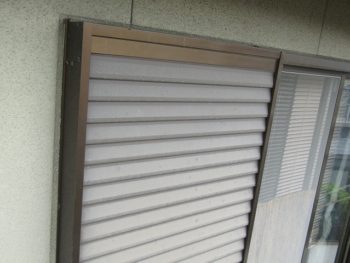 施工前の雨戸