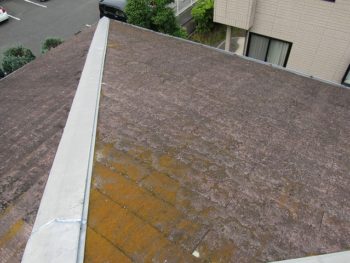 劣化した屋根