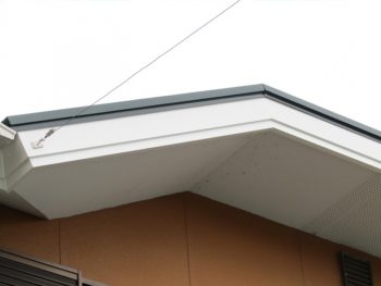 破風はカバー工法で改修