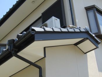 破風のカバー工法