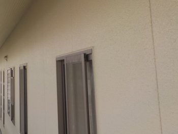 外壁 凸凹模様完成