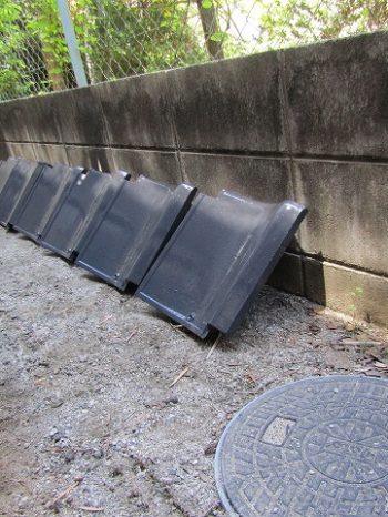 予備の瓦の塗装