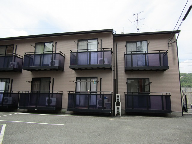 二子アパート 完成