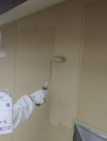 外壁塗装の上塗り