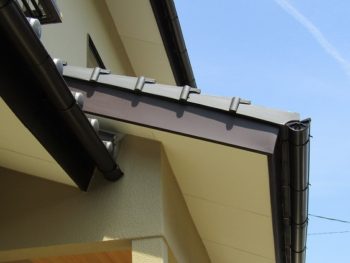 破風のカバー工法完成