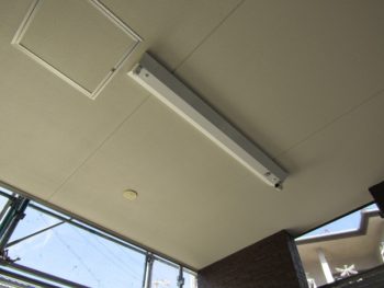 電気の塗装完成