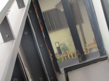 バルコニーのサビ