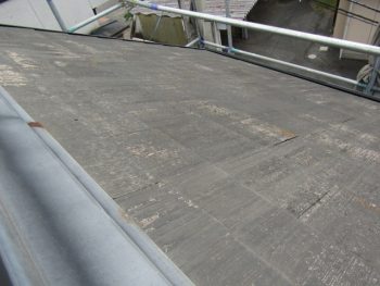 施工前の屋根