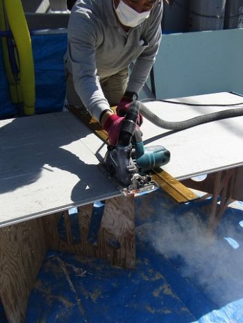 サイディングのカット