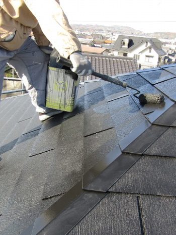 屋根の上塗り2回目