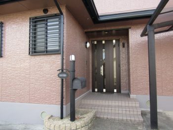 塗装後の玄関