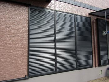 雨戸の塗装完成