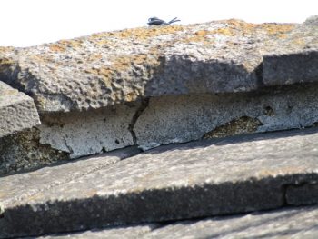 瓦の漆喰部分の劣化