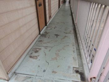 床のシート張り工事前