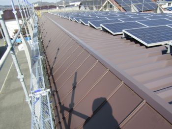 ガルバリウム鋼板カバー工法工事の完成