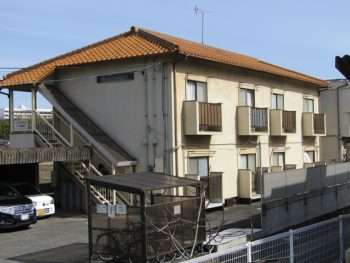 施工前のアパート全景