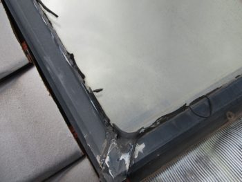 天窓のシーリング劣化