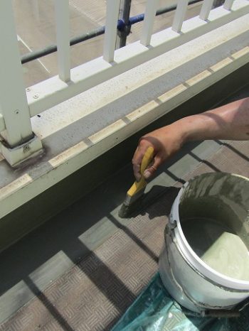 通路側溝の防水工事