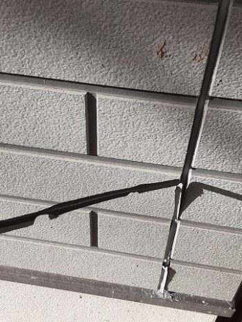 シーリングの撤去・打ち替え