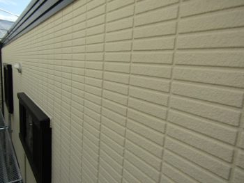 外壁の塗装完成
