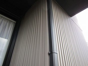 外壁のカバー工法完成