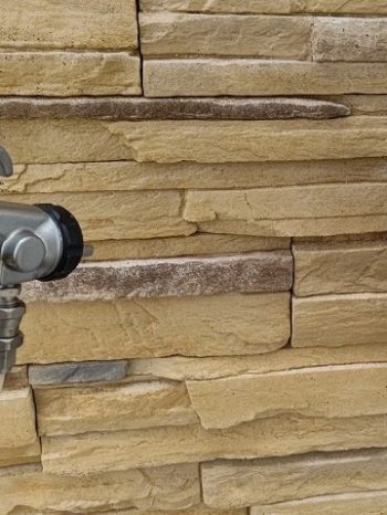 擬石 クリアー塗装