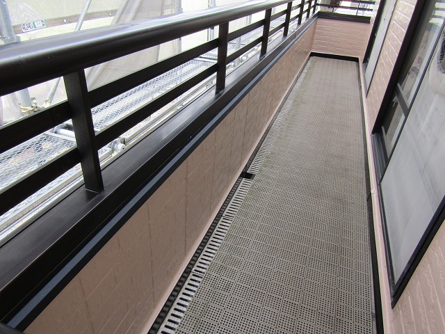 バルコニーの完成