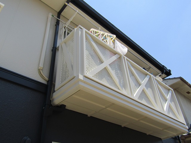 パンチングメタル塗装後