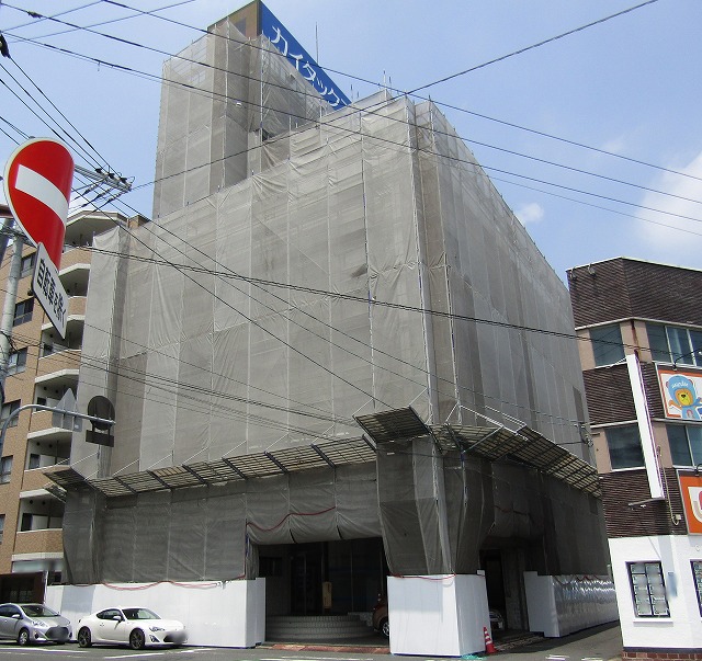 岡山市北区のビル