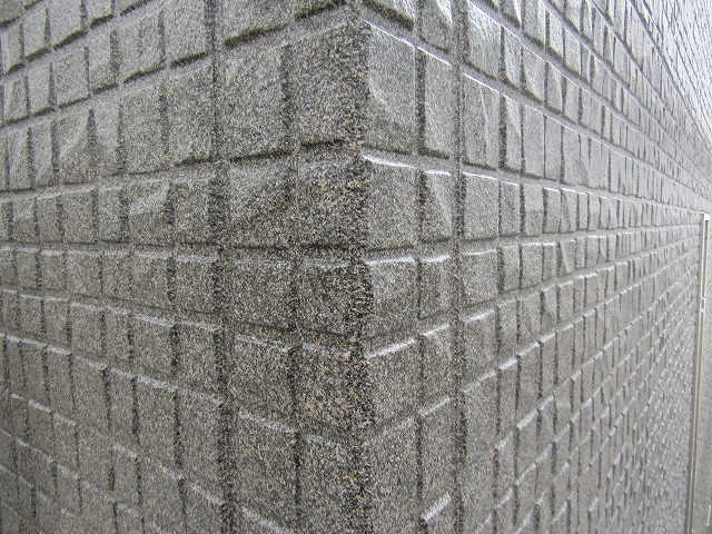 グラナートの外壁完成