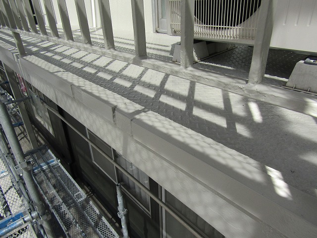 塗装で仕上げたベランダ