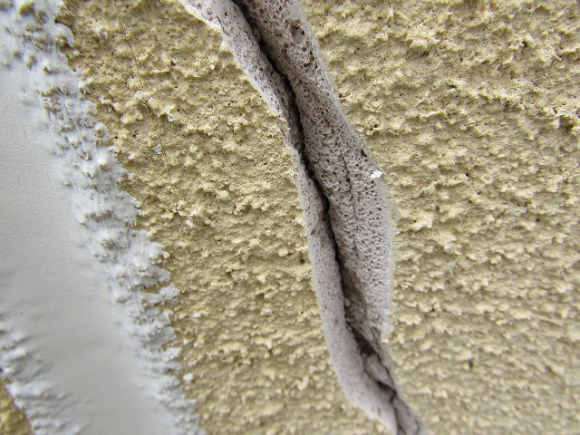 ALCパネルの中の気泡