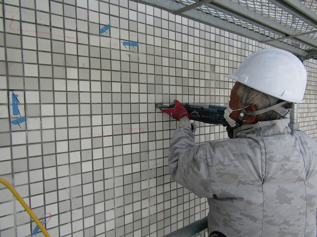 タイルのはつり