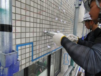 タイル改修工事