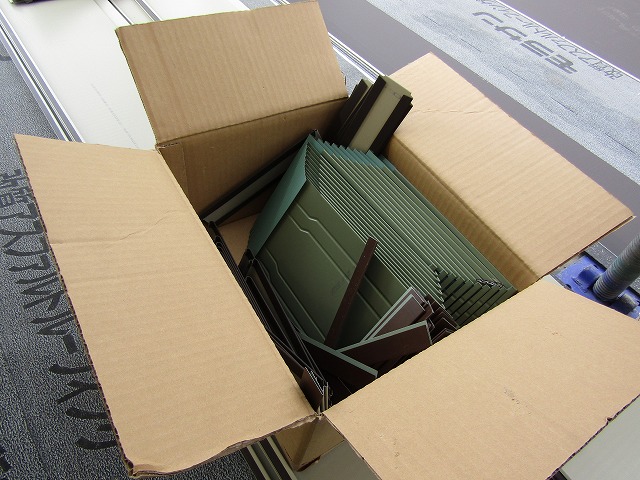 屋根のジョイント部分