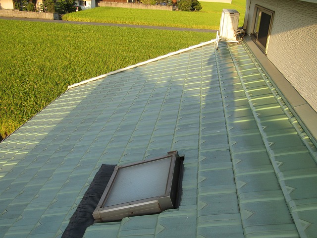 塗装が必要ない屋根材