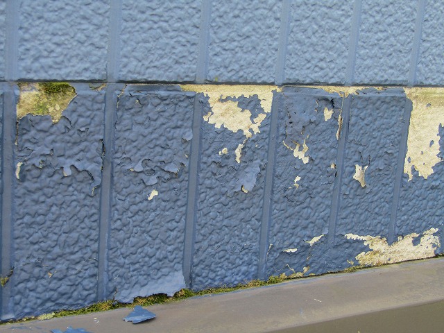 雨漏りによるサイディング劣化