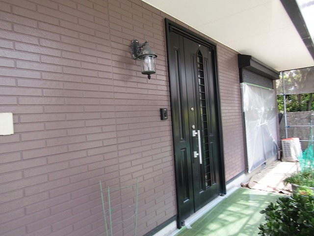 外壁完成 玄関回り