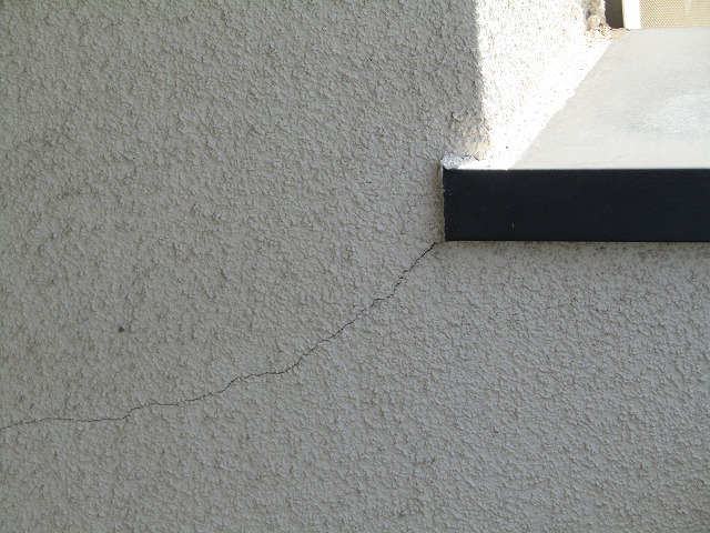 外壁 クラック
