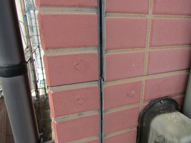 サイディングボードにゆがみ