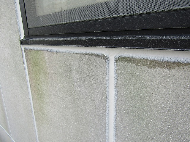 目地をシーリングで処理