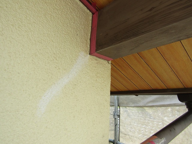 モルタルのひび割れ