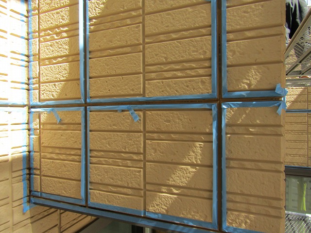 コーキング撤去した