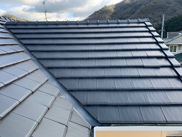 塗装が必要ない屋根材