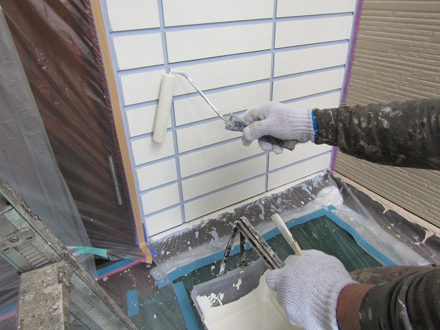 外壁はダブルトーン塗装