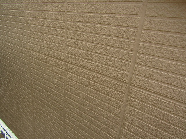 あとが目立たなくなった外壁